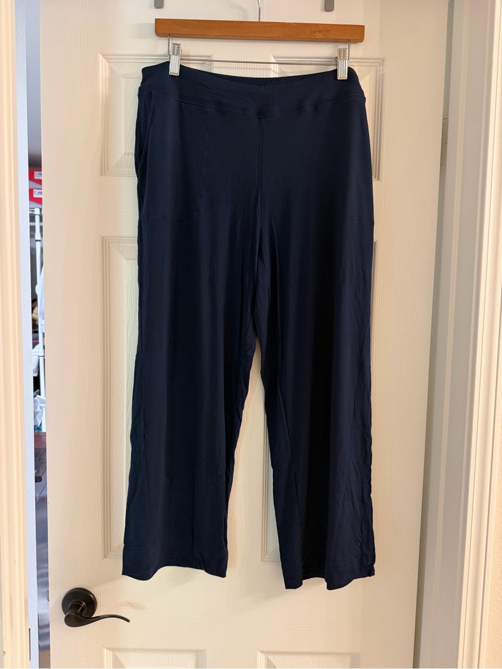 Soma Sleepwear Bundle | Size Large | 6-Piece Matching Lounge & Pajama Set - Picture 5 of 8
